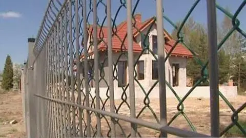 "Wyjdzie na balkon, a tu trupa niosą"