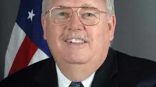 John Tefft pełnił wcześniej funkcję ambasadora USA na Ukrainie, Litwie i w Gruzji