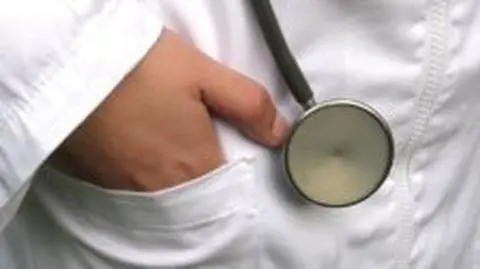 Miała 2,5 promila 
i przyjmowała pacjentów