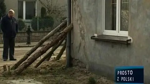 Dom wali się na głowę, a sąsiadka blokuje remont