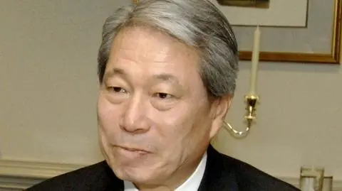 Oskarżony o nepotyzm minister odchodzi