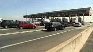 Czy w weekend na bramkach znów pojawią się korki?