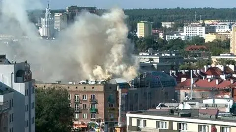 Płonie kamienica w centrum Białegostoku