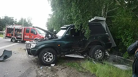 Wpadł na pobocze i przygniótł 13-latka. Chłopiec zginął