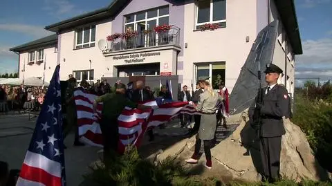 "Poles never forget about their heroes" American pilots honoured with a monument in Nasielsk