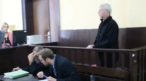 Miał zmusić do symulowania seksu oralnego. Grzywna zamiast więzienia