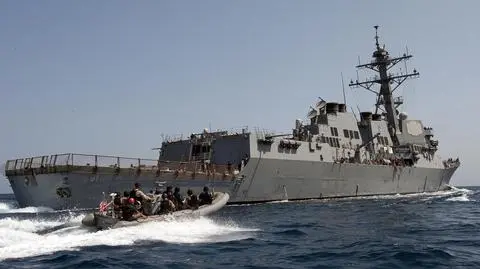 Okręty US Navy ruszą do eskortowania statków