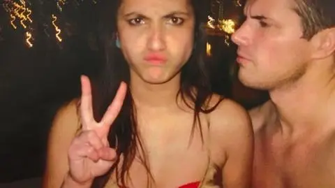 Australijczyk Gable Tostee niewinny śmierci Warriene Wright