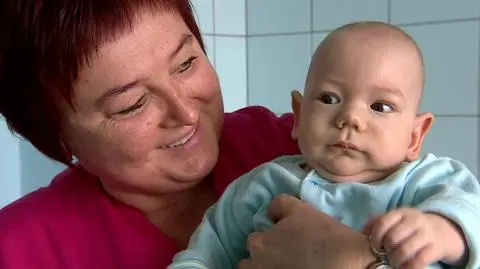 Oktawian czeka na dom. Od urodzenia przebywa w szpitalach
