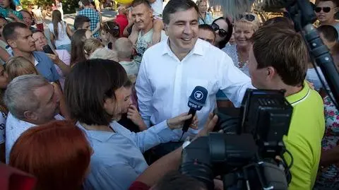 Popularny na Ukrainie były prezydent Gruzji słynie z nietypowych metod walki