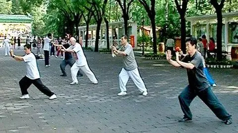 Gimnastyka wraca do zakładów pracy