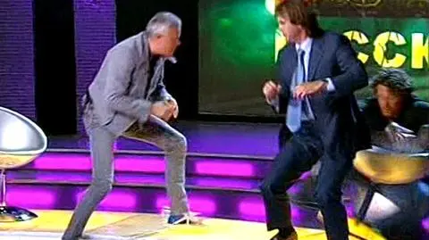 Pobił oponenta w telewizji, musi to odpracować