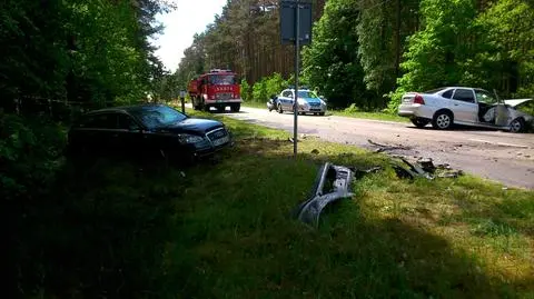 Pomorze: 6 osób rannych po zderzeniu 4 samochodów