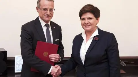 Zmiana w Pałacu Prezydenckim (Materiał "Faktów" TVN, 05.05.17)