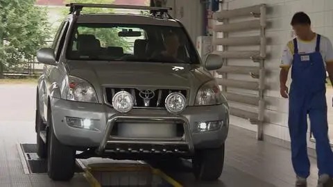 "Mechanik rozbił mi auto podczas jazdy testowej". Kto płaci?