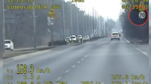 Jechał o 88 kilometrów za szybko. Policja udostępnia nagranie