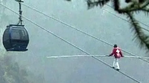 Jak Szwajcar z Chińczykiem po linie chodzili