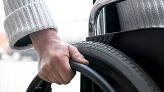 Amnesty International stanęła w obronie mężczyzny, który został skazany na paraliż nóg