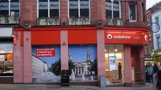 Vodafone to druga pod względem ilości klientów sieć komórkowa na świecie