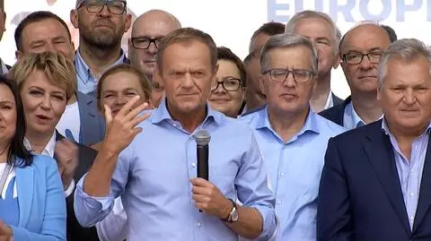 Donald Tusk w Warszawie: odrzućcie strach, jest nas więcej