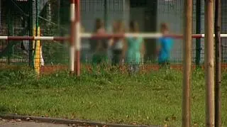 Chciał wyprowadzić cudze dziecko z boiska
