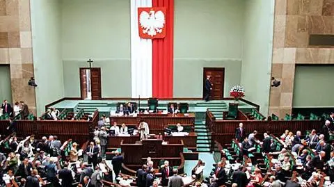 Rządowe decyzje zatwierdzane przez parlament?