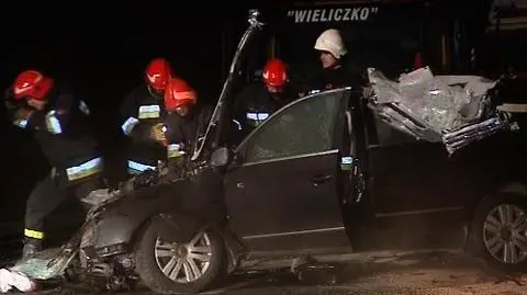 Wjechał pod ciężarówkę