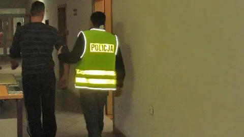 5 listów gończych, 2 lata w ukryciu.
Wpadł pod Kłodzkiem