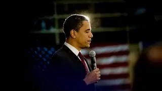 Sondaże przewidują, że tylko Barack Obama ma szansę wygrać z Johnem McCainem