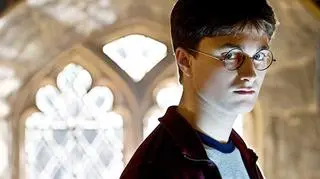Harry Potter bez swojej niezwykłej peleryny niewiele by zdziałał w Hogwarcie