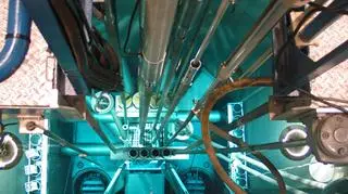 Iran buduje duży reaktor wykorzystujący ciężką wodę