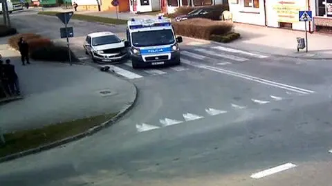 10 punktów karnych i 450 zł mandatu dla policjanta