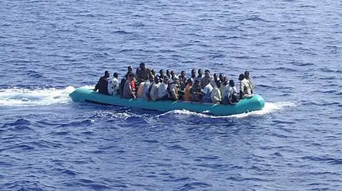 Zatonęła tratwa z imigrantami. Kilkudziesięciu zaginionych