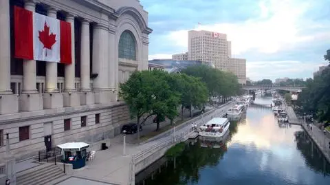 Kanada co roku traci 15 mld dolarów kanadyjskich z podatków niezapłaconych przez największe koncerny (materiał TVN BiS z kwietnia 2016r