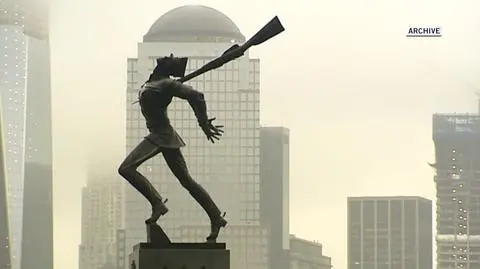 Polish citizens and politicians against moving the Katyń Massacre monument from Jersey City bay
