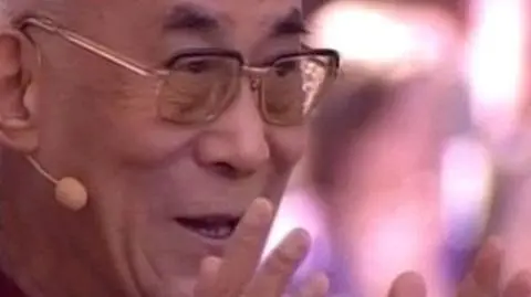 Chiny: dalajlama chce powrotu średniowiecza