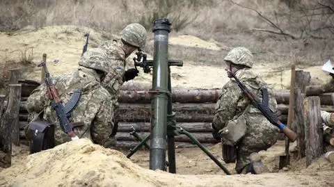 Rebelianci oprowadzają obserwatorów OBWE po Makiejewce