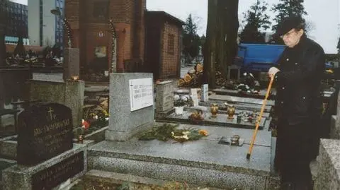 Senat uhonorował księdza Twardowskiego