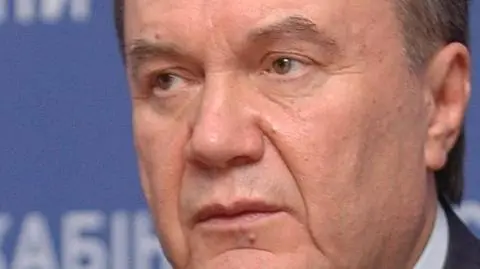Ukraina zmieniła ustrój. 
"To początek przewrotu"