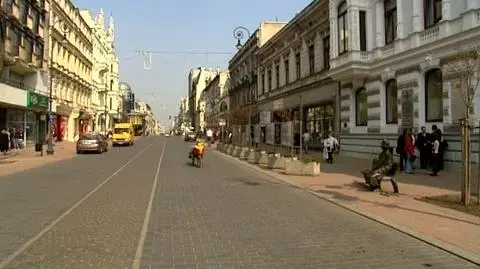 Mierzył do policjantów. Osiem strzałów