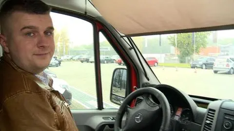 Kierowca autobusu znalazł 12 tys. zł i oddał