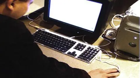 Japonia: Zabił przez internet?