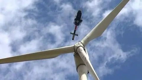 Dostał zawału na turbinie wiatrowej