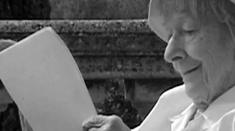 "W miejscowości Corleone można dostać cios w przeponę"