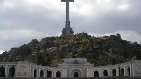 Trybunał Konstytucyjny Hiszpanii odrzucił wniosek w sprawie przeniesienia prochów rodziny generała Francisco Franco