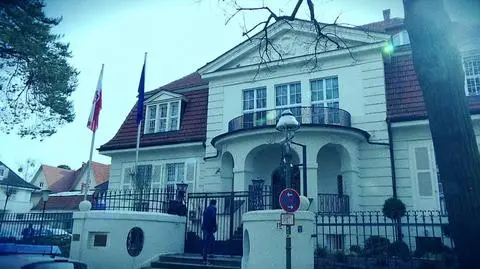 Historia zawrotnej kariery, znikających teczek i dyplomatycznych porażek