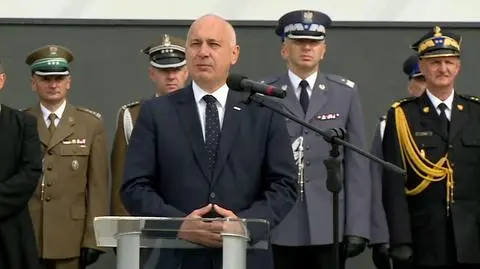 Brudziński do policjantów: za narażenie honoru munduru będą konsekwencje