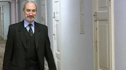 Macierewicz idzie na urlop