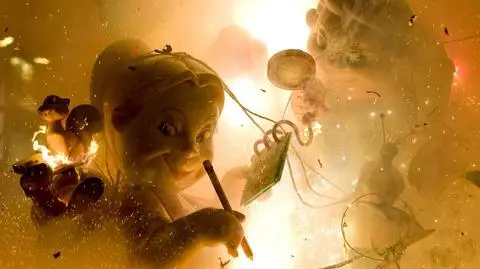 Cała Walencja płonie!