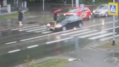 Dwie godziny po wypadku kolejne potrącenie. Znów na słynnym przejściu na Hallera
